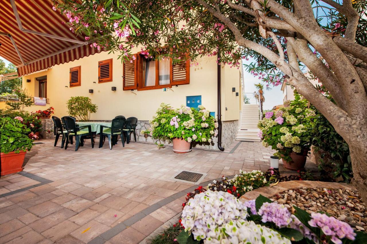 Casa Leona *