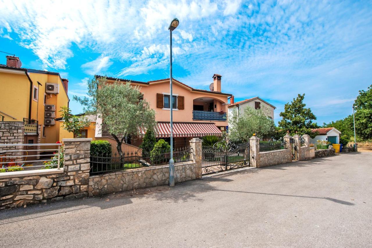 Apartment Casa Leona *
